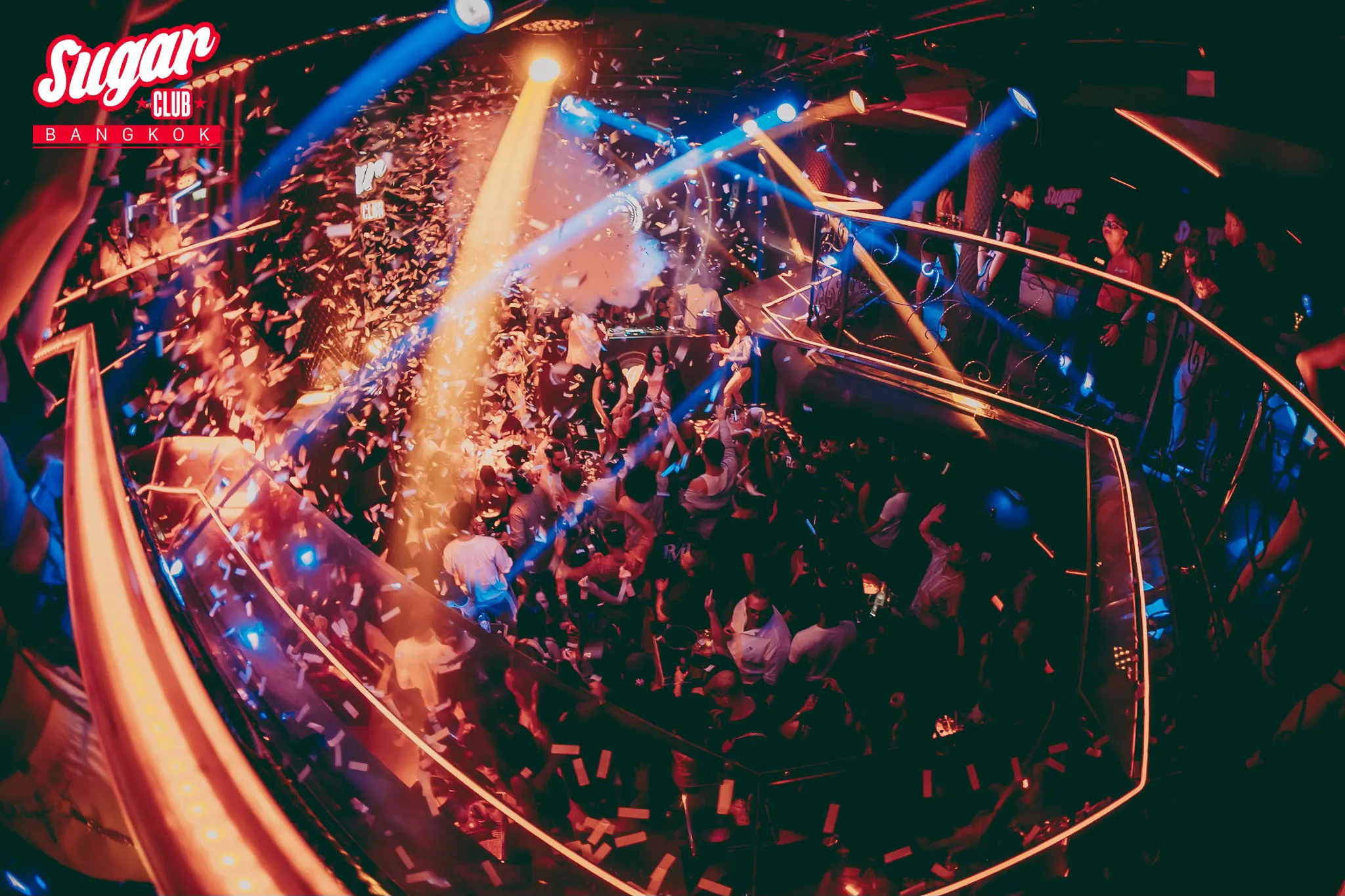 Sugar_Bangkok_3_crowd_balcony